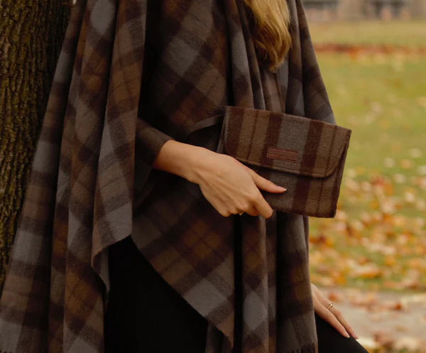 Marsali Deluxe Outlander Clutch Purse