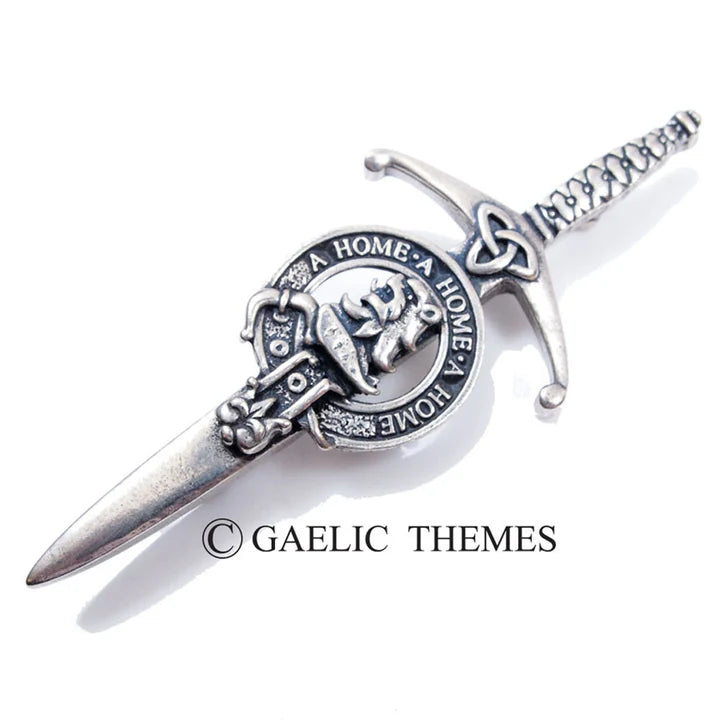 Scottish Family Name Clan Kilt Pin   Grant - MacThomas