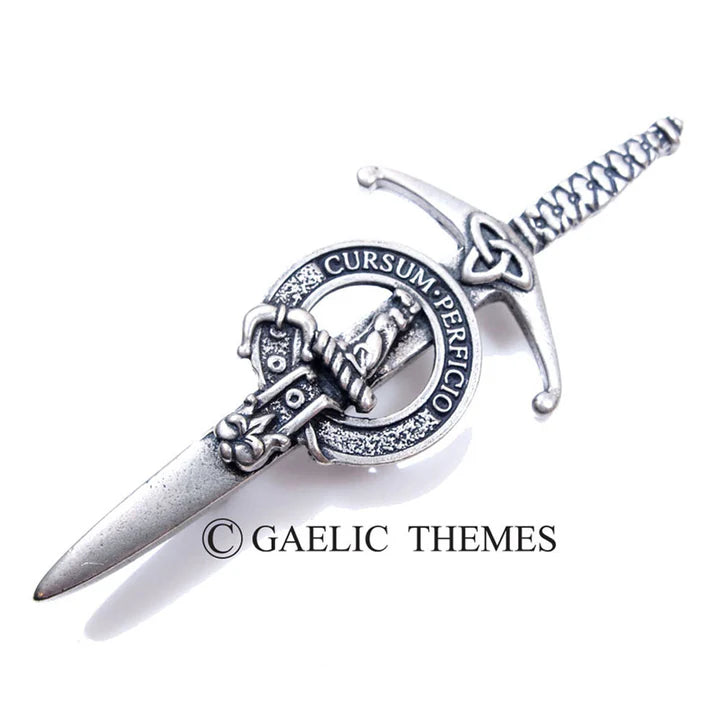 Scottish Family Name Clan Kilt Pin   Grant - MacThomas