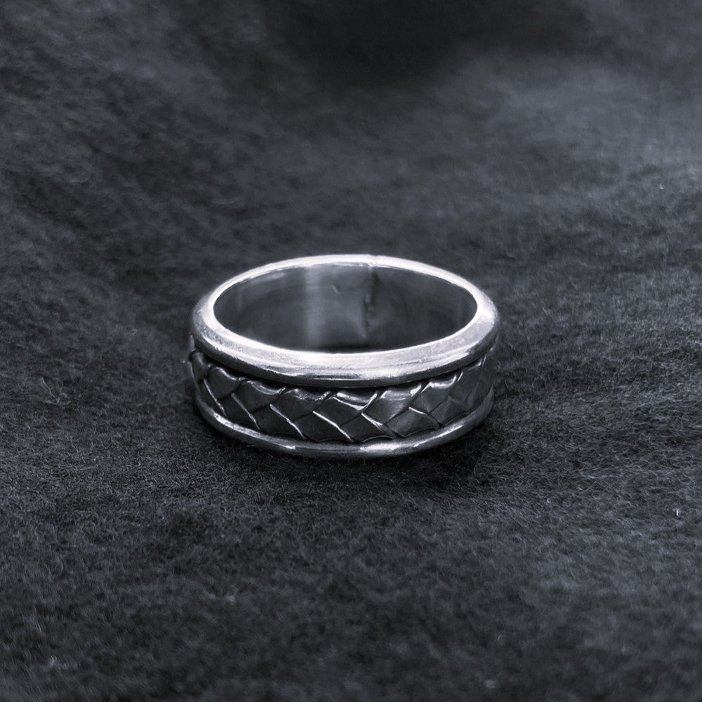Dragon Scale Spinner Ring