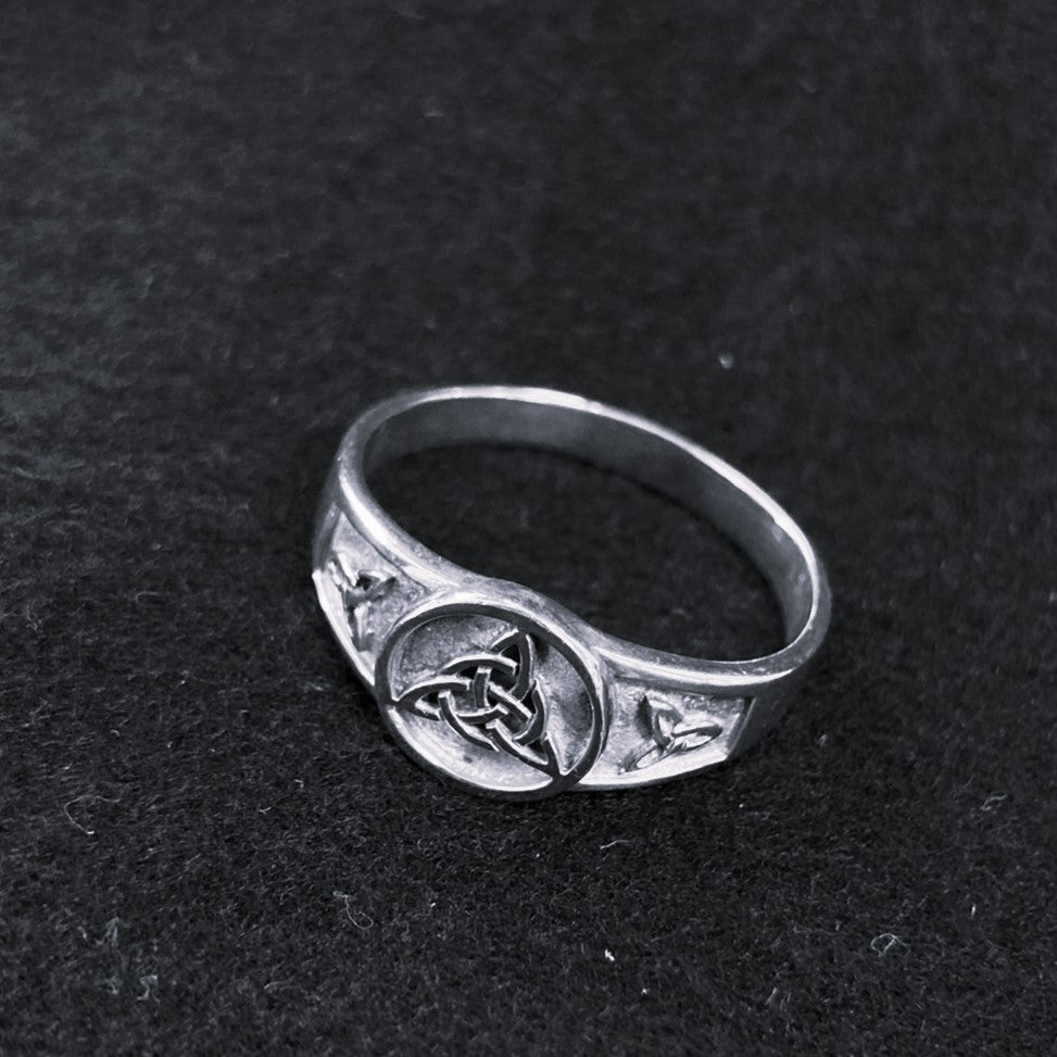 Trinity Knot Seal Style Ring