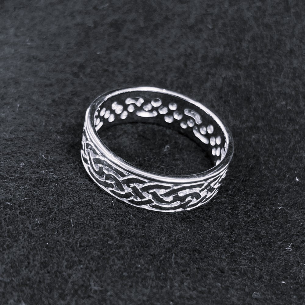 Gents Filagree Celtic Knot Ring