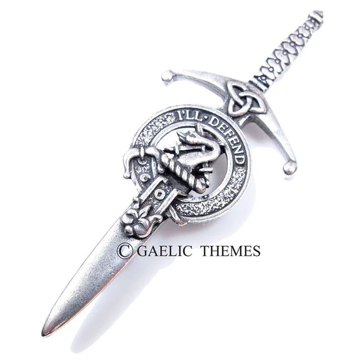 Scottish Family Name Clan Kilt Pin   Grant - MacThomas