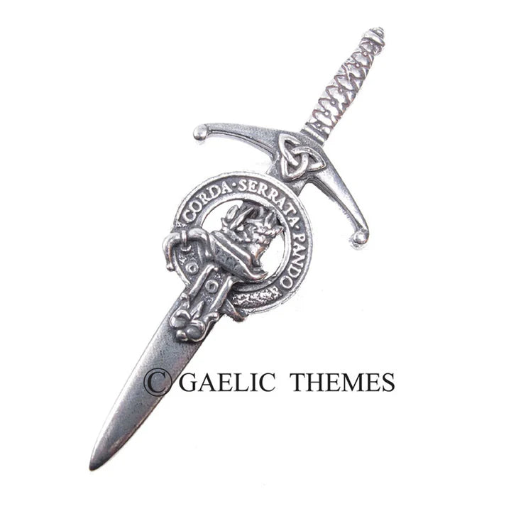 Scottish Family Name Clan Kilt Pin   Grant - MacThomas