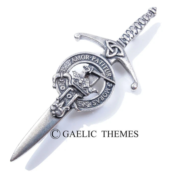 Scottish Family Name Clan Kilt Pin   Grant - MacThomas