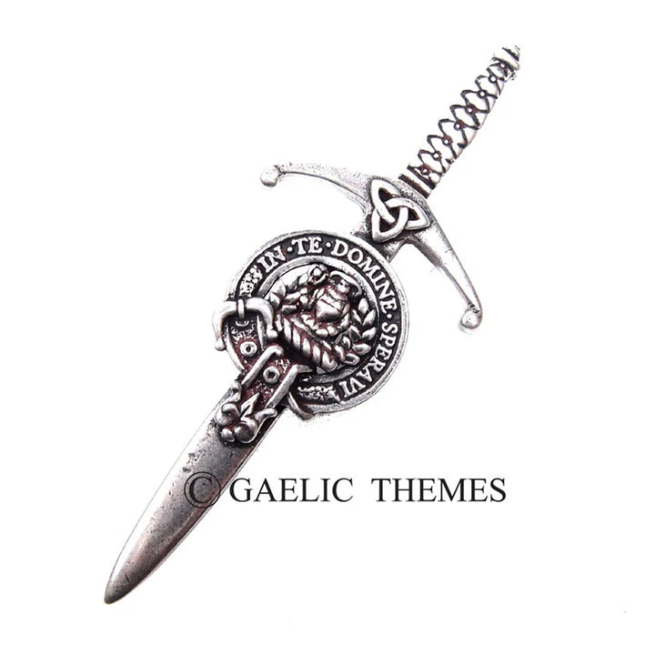 Scottish Family Name Clan Kilt Pin   Grant - MacThomas