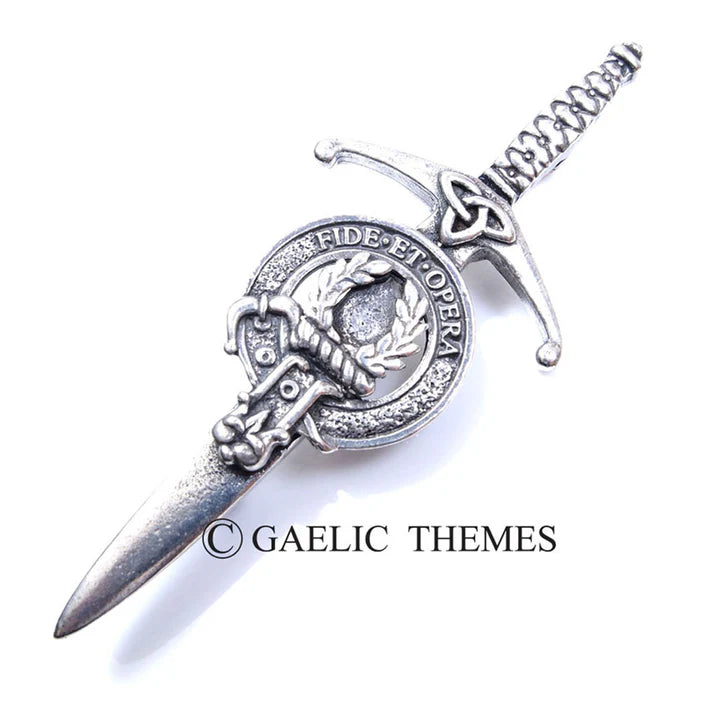 Scottish Family Name Clan Kilt Pin   Grant - MacThomas