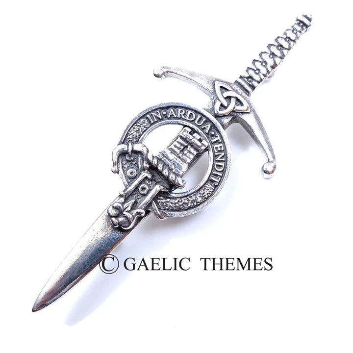 Scottish Family Name Clan Kilt Pin   Grant - MacThomas