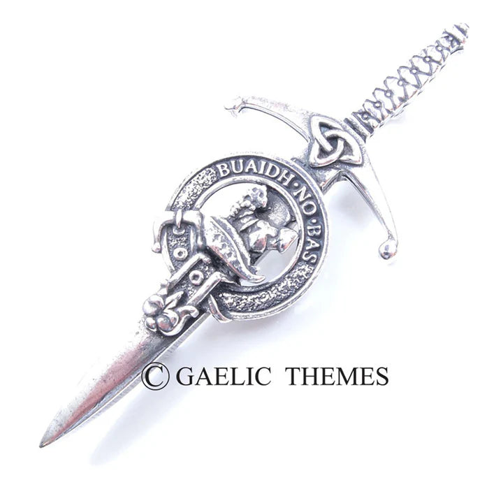 Scottish Family Name Clan Kilt Pin   Grant - MacThomas