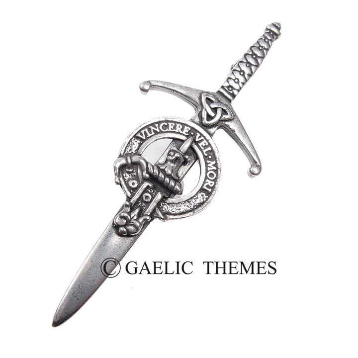 Scottish Family Name Clan Kilt Pin   Grant - MacThomas