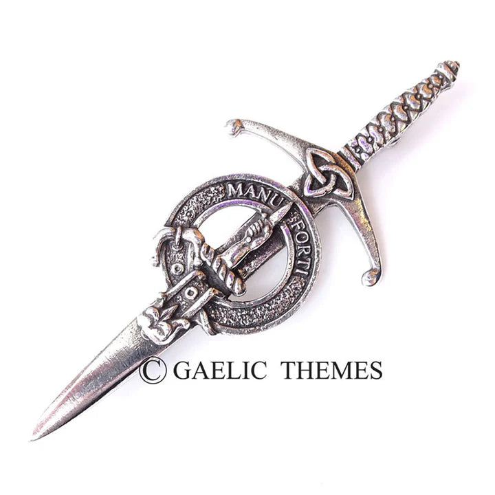 Scottish Family Name Clan Kilt Pin   Grant - MacThomas