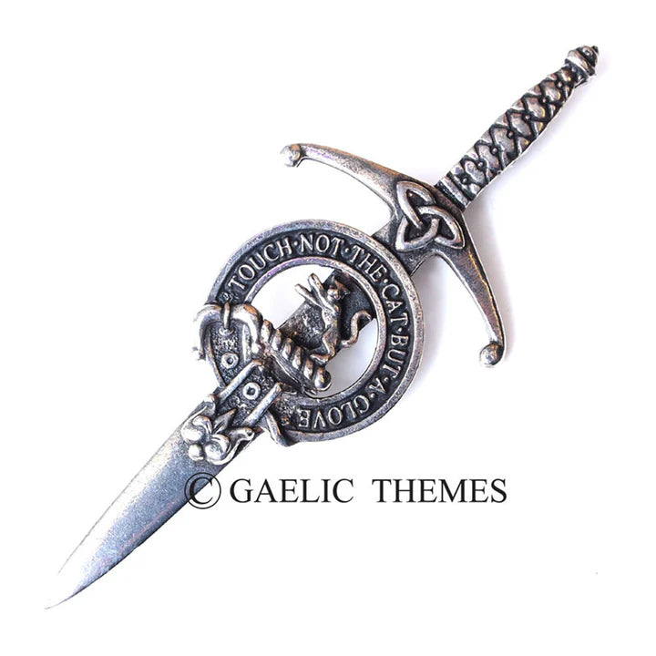 Scottish Family Name Clan Kilt Pin   Grant - MacThomas