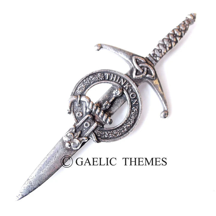 Scottish Family Name Clan Kilt Pin   Grant - MacThomas