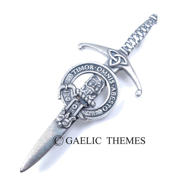 Scottish Family Name Clan Kilt Pin   Grant - MacThomas
