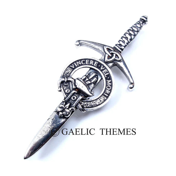 Scottish Family Name Clan Kilt Pin   Grant - MacThomas