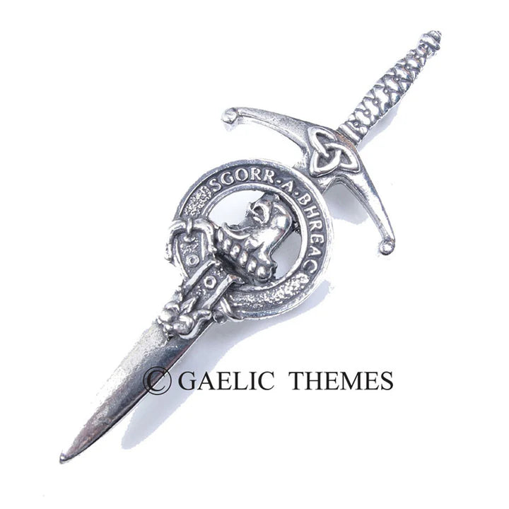 Scottish Family Name Clan Kilt Pin   Grant - MacThomas