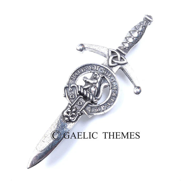 Scottish Family Name Clan Kilt Pin   Grant - MacThomas