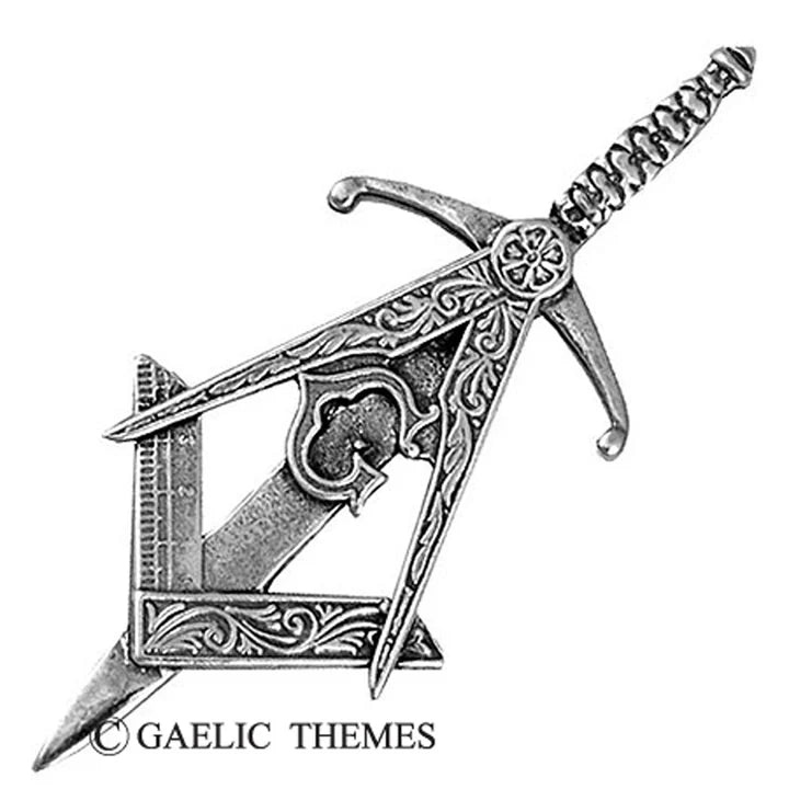 Generic Clan Kilt Pin