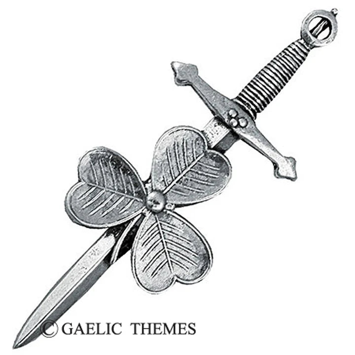 Generic Clan Kilt Pin