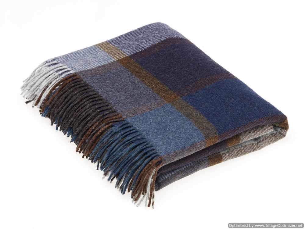 MERINO LAMBSWOOL THROW BLANKET - BLOCK WINDOW PATELEY BLUE