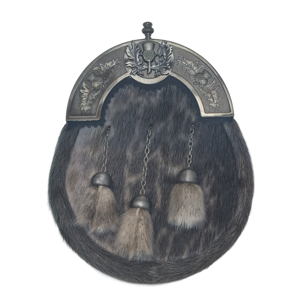 Thistle Design Seal Skin Full Dress Sporran