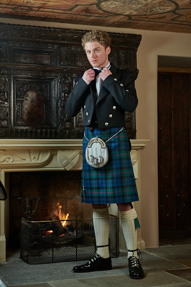 The Clan Chieftan Kilt Package